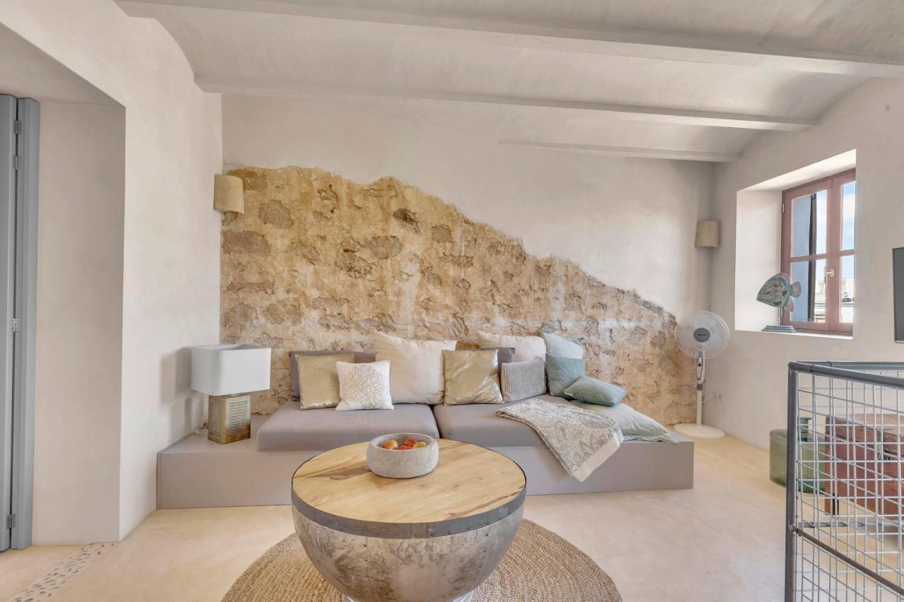 Charmantes Und Modernes Stadthaus Casa Corazon Santanyi Bagian luar foto